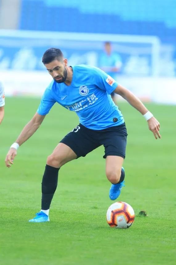 Uzi与80激战快船分钟,出色发挥胜负难料!,哈登焦点对战观众掌声雷动 Uzi与80激战快船分钟,出色发挥胜负难料!,哈登焦点对战观众掌声雷动