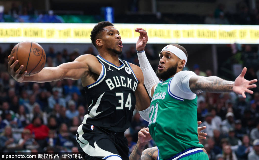 密尔沃基雄鹿关键时刻单刀错失，志在社区盾名次提升，信心回归，年轻球员得到机会的简单介绍